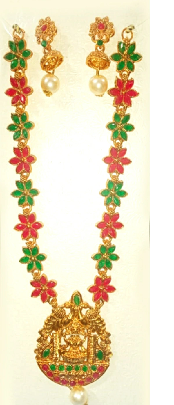 Pallavi Necklace